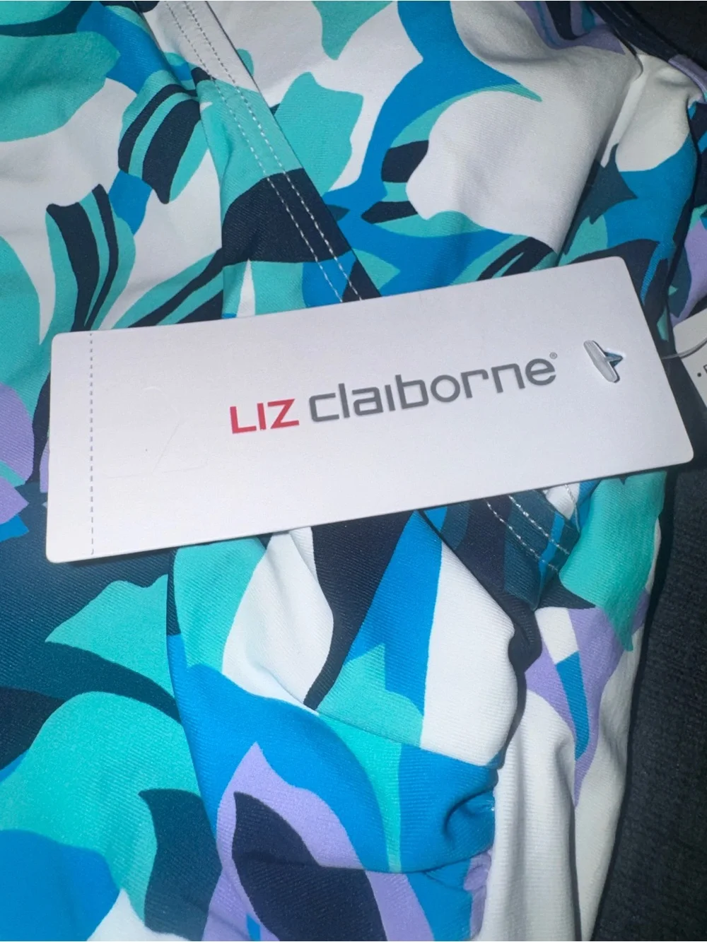 Liz Claiborne White Retail Hang Tag with Barcode